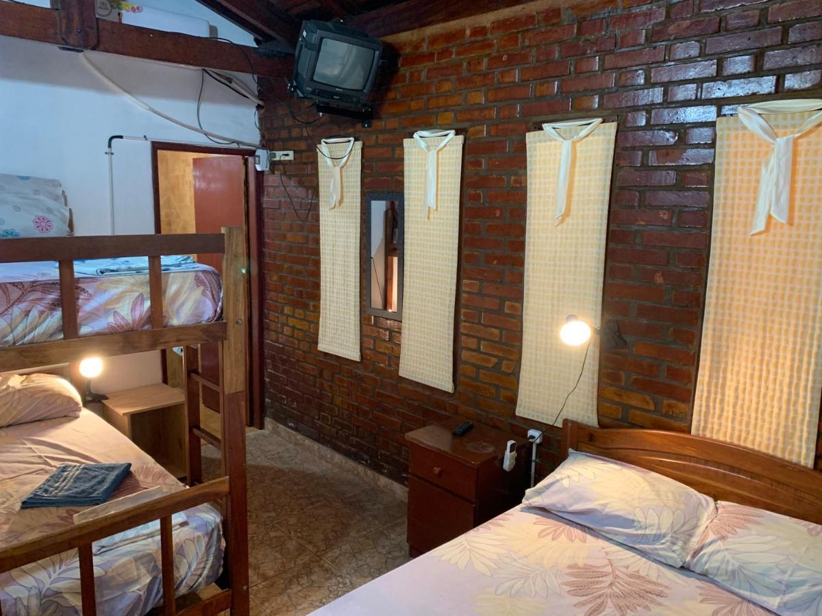 Litt Iguazu Hostal Puerto Iguazu Bagian luar foto