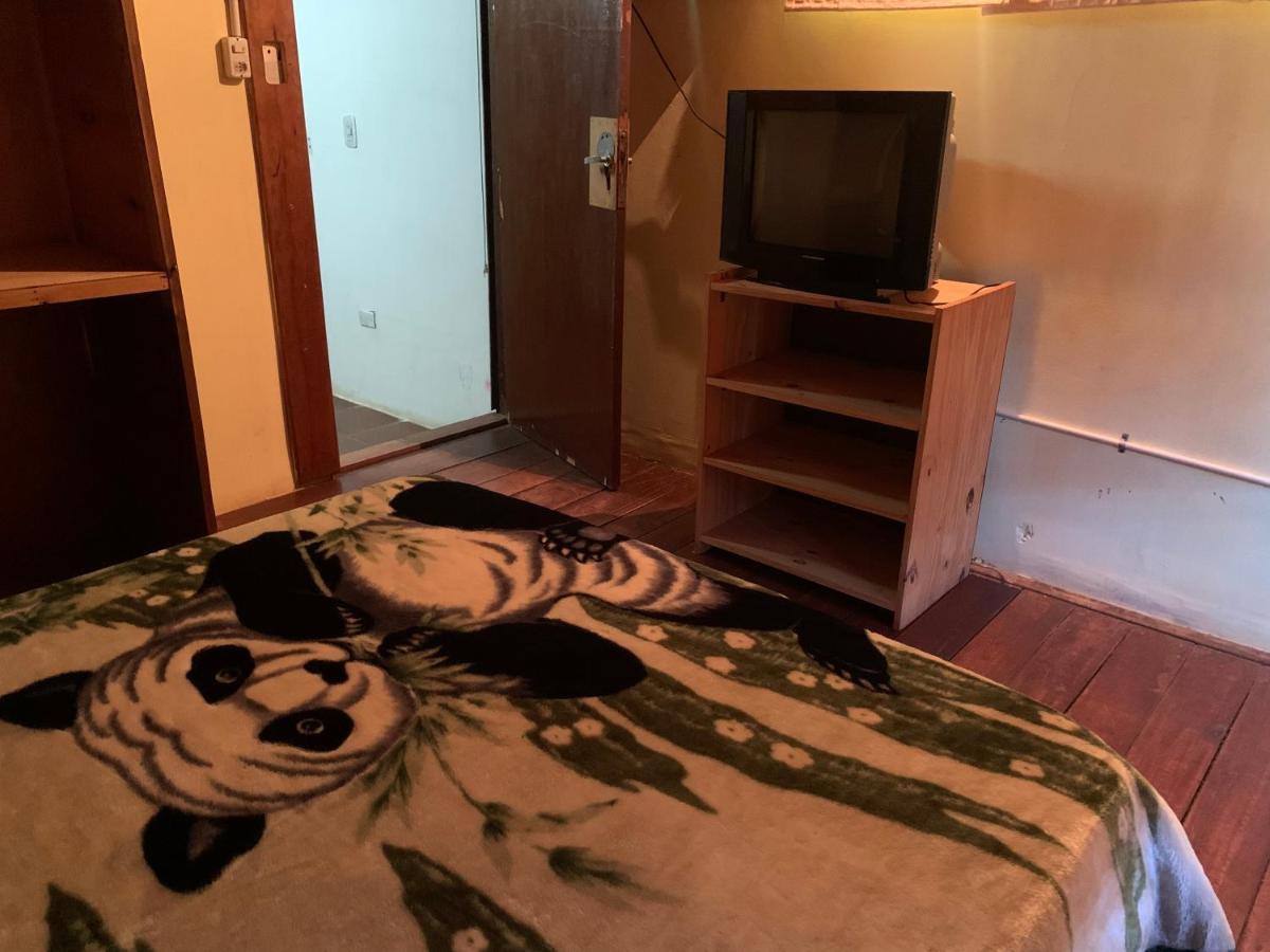 Litt Iguazu Hostal Puerto Iguazu Bagian luar foto