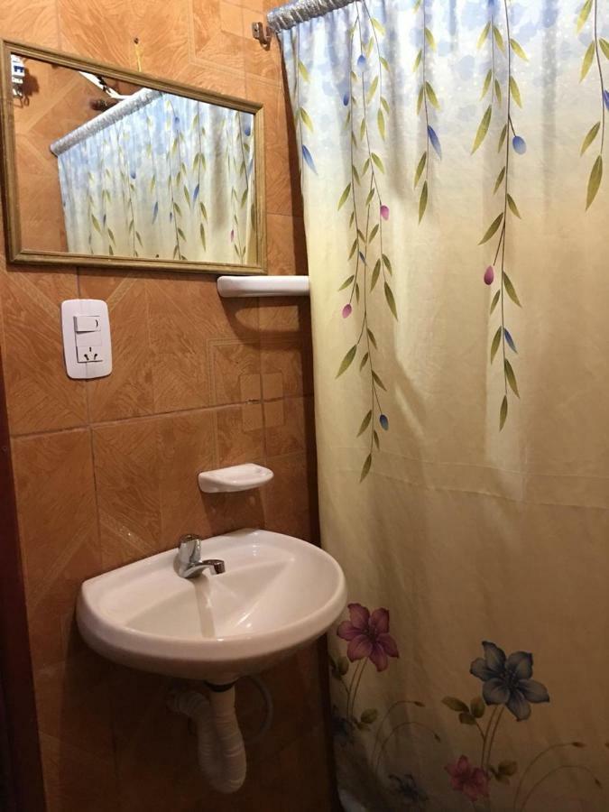 Litt Iguazu Hostal Puerto Iguazu Bagian luar foto